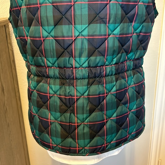 St John's Bay | Women's Winter  Plaid Quilted Vest | Size Med - Picture 11 of 12